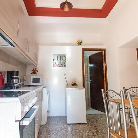 アパート Kathy's Rhodes City